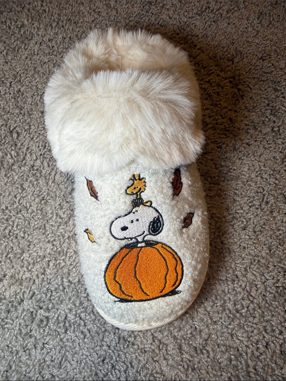 American Eagle Outfitters Cream Fuzzy Slip-On Slippers with Pumpkin & Snoopy - Picture 3 of 5